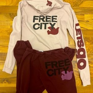 Freecity sweatpant purple sweatpants- only pants